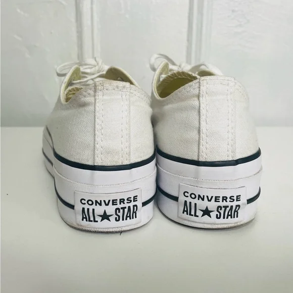 Converse Allstar White Canvas Sneakers with black stripes 👟👟 - Picture 3 of 7